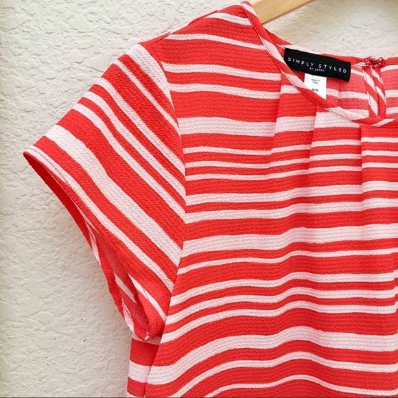 Simply Styled Striped Polyester Crepe Pop-over Top - Picture 4 of 6